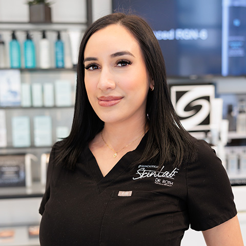 Cynthia Vasquez headshot